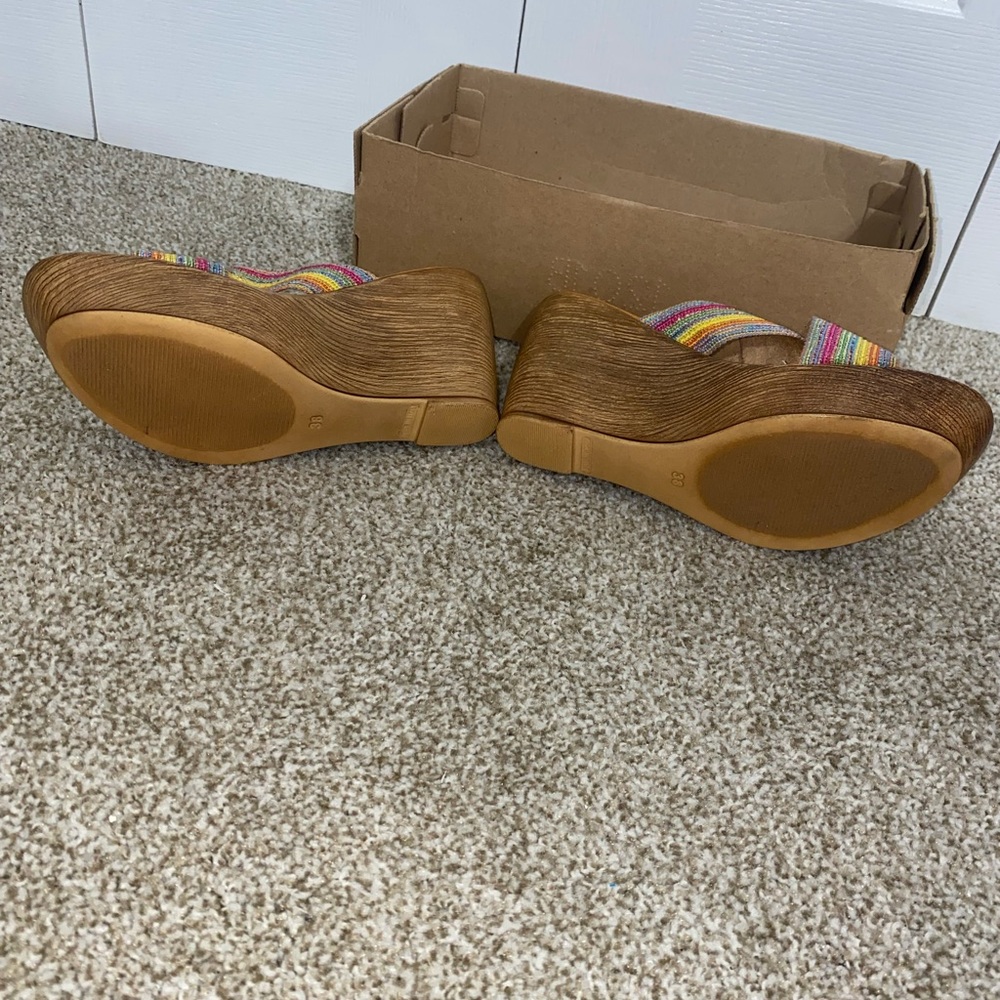 7 1/2 woman’s wedges